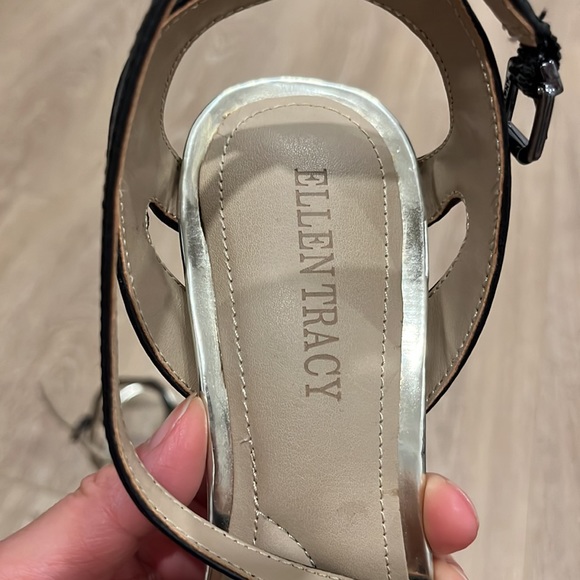 Ellen Tracy Black & Nude 3.5” Slingback Heels - size 7 - Picture 4 of 10